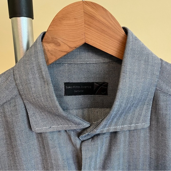 Saks Fifth Avenue - Picture 2 of 7